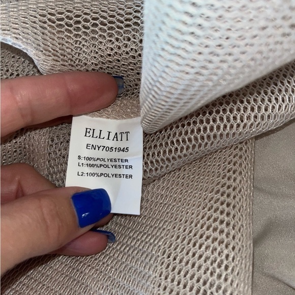 NWT Elliatt Silhouette Hi-Lo Blue Creme Maxi Skirt Fringe Women’s Small Evening - Picture 8 of 11